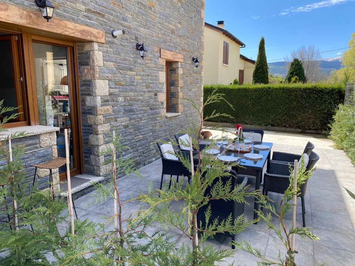 Maison Cerdagne Bourg-Madame Buitenkant foto